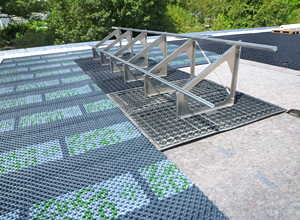 Végétalisation de toiture et utilisation du photovoltaïque