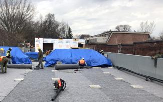 The Protection Mat SSM 45 is applied on a roof